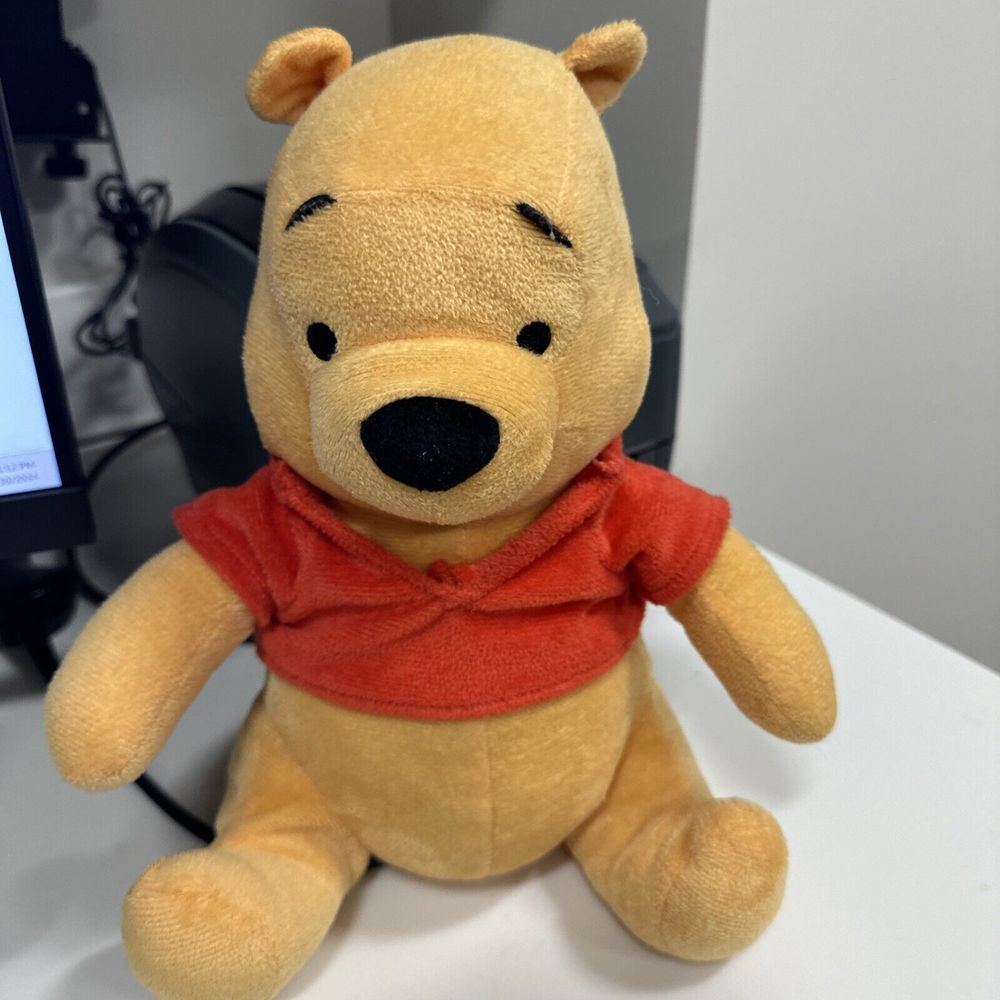 Disney Winnie The Pooh Stuffed‎ Animal Plush Sitting Toy 10"